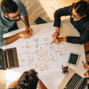 Diseño, implementación y optimización de soluciones de redes empresariales